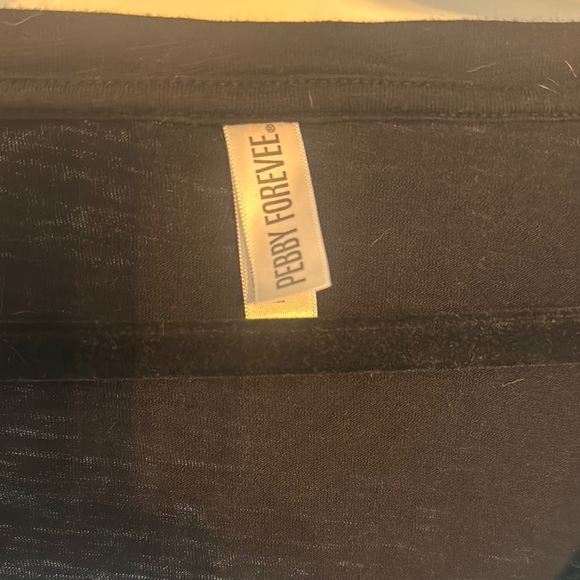 Black basic tee - Picture 2 of 3